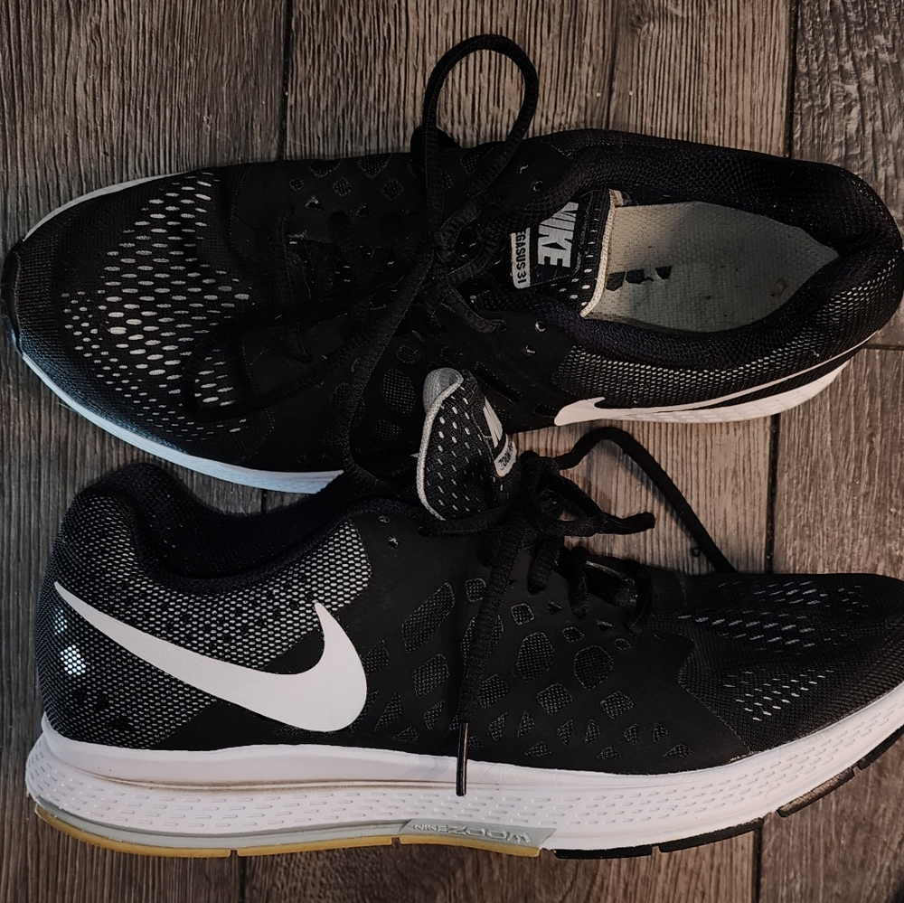 Womens Nike Air Zoom Pegasus 31 Black Size 10 Sneakers Running Shoes Lightweight